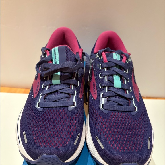 Brooks Women's Adrenaline GTS Running Shoes - Navy and Pink - Picture 4 of 6